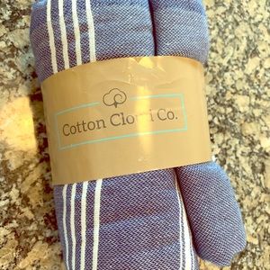 Hand loomed Turkish beach towel